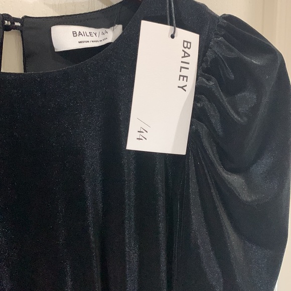NWT Bailey 44 Lily dress size Medium in Black velvet. - Picture 5 of 11
